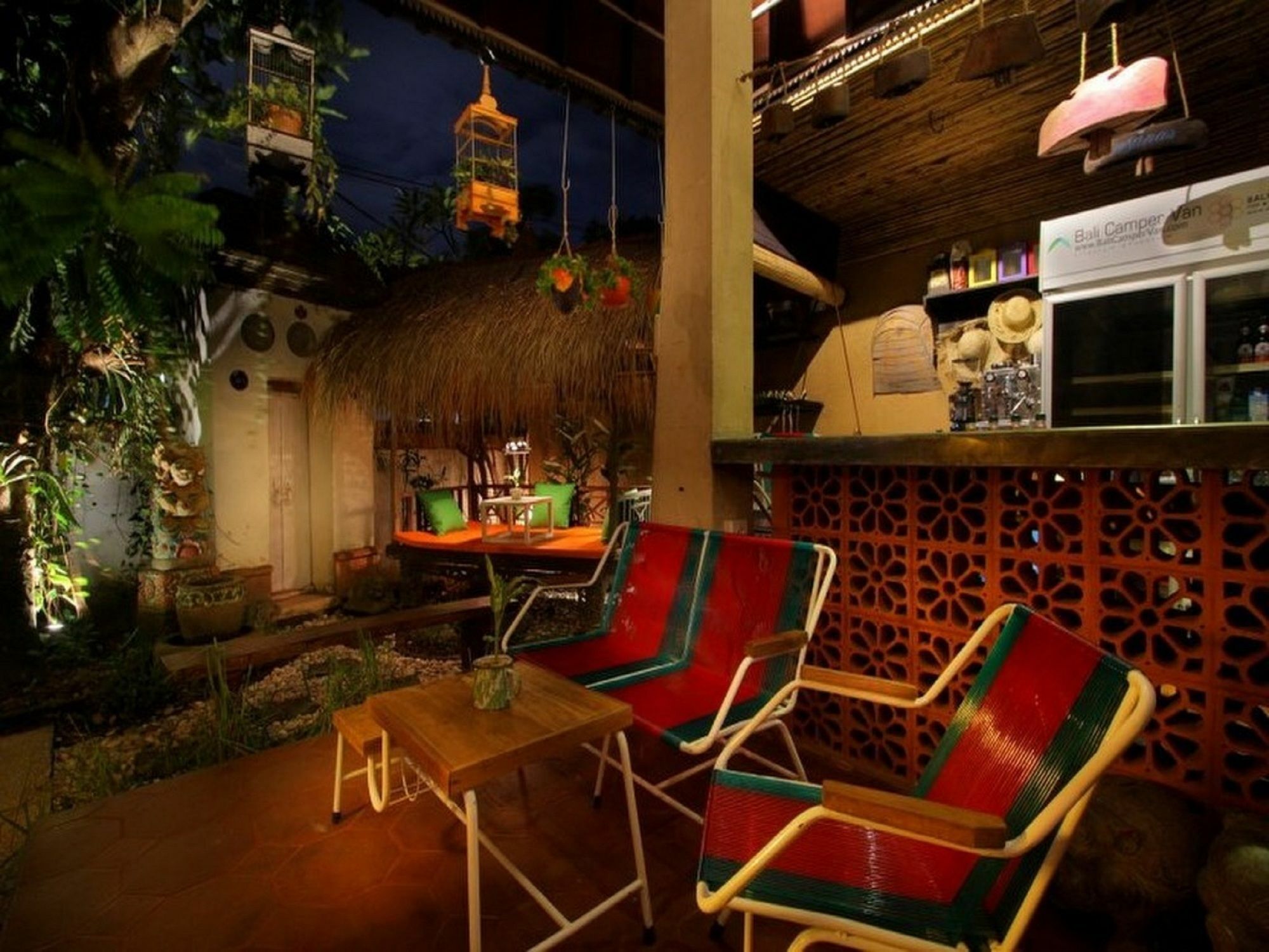 Bali Bee House Hotel Kerobokan  Exterior photo