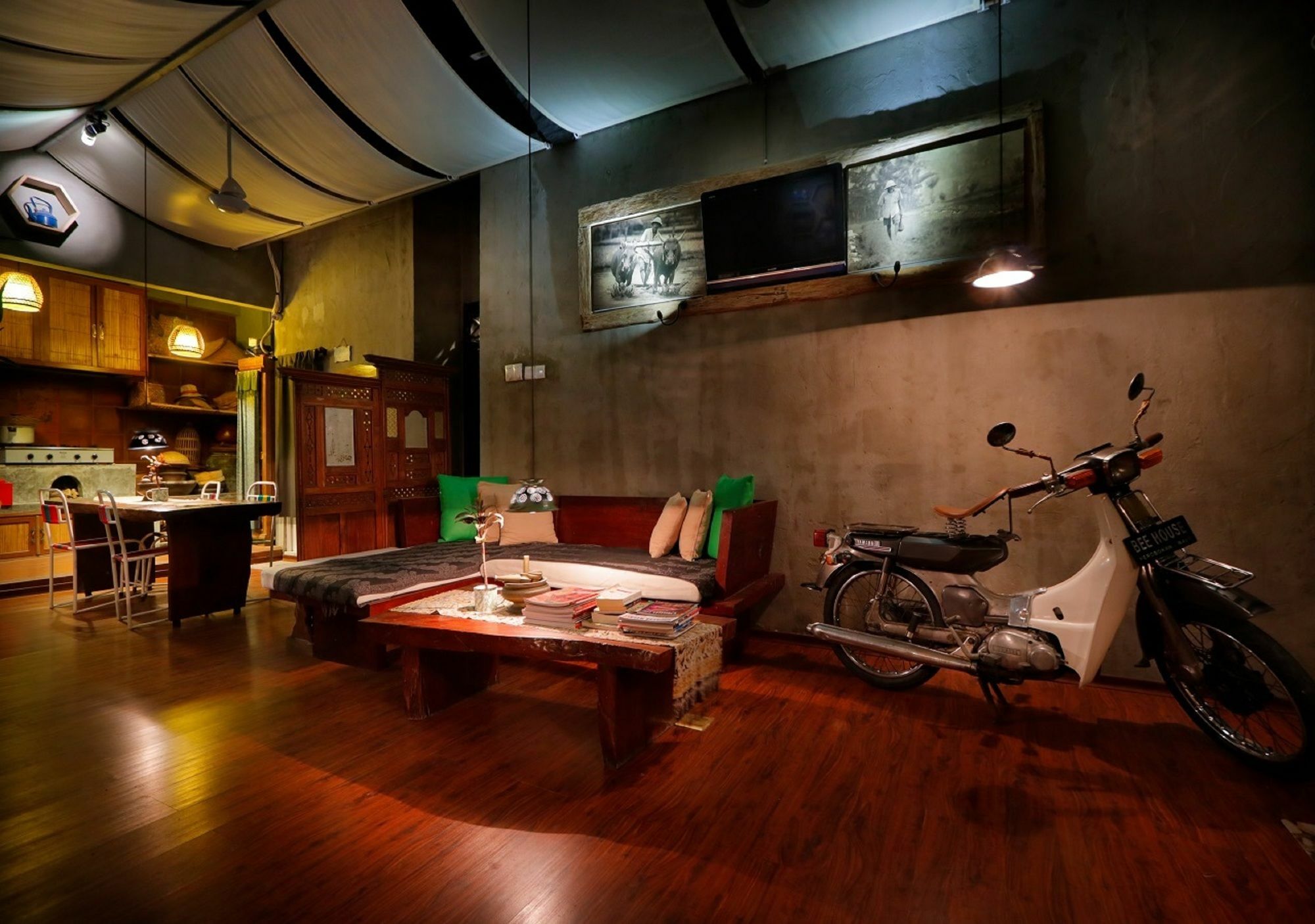 Bali Bee House Hotel Kerobokan  Exterior photo