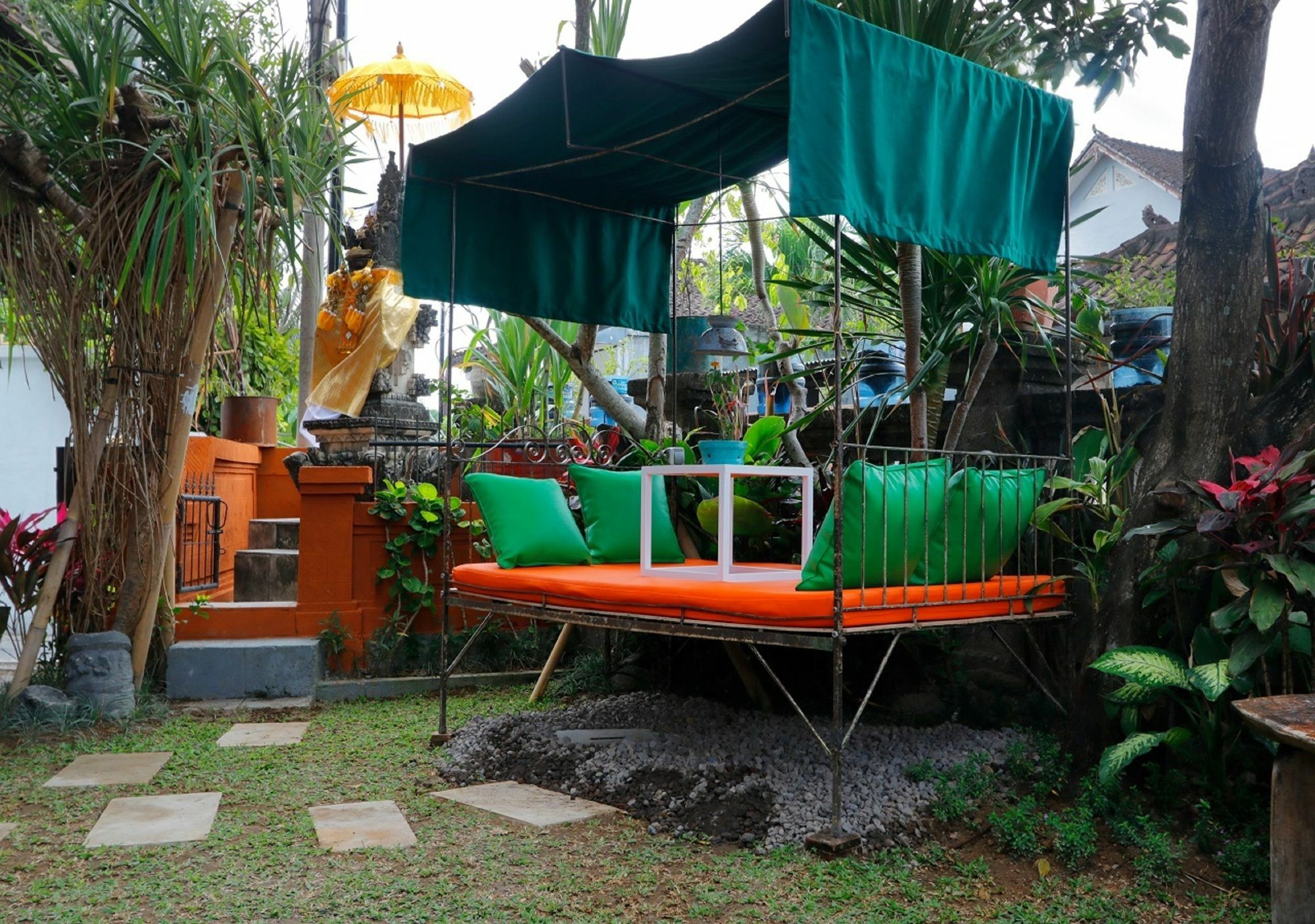 Bali Bee House Hotel Kerobokan  Exterior photo