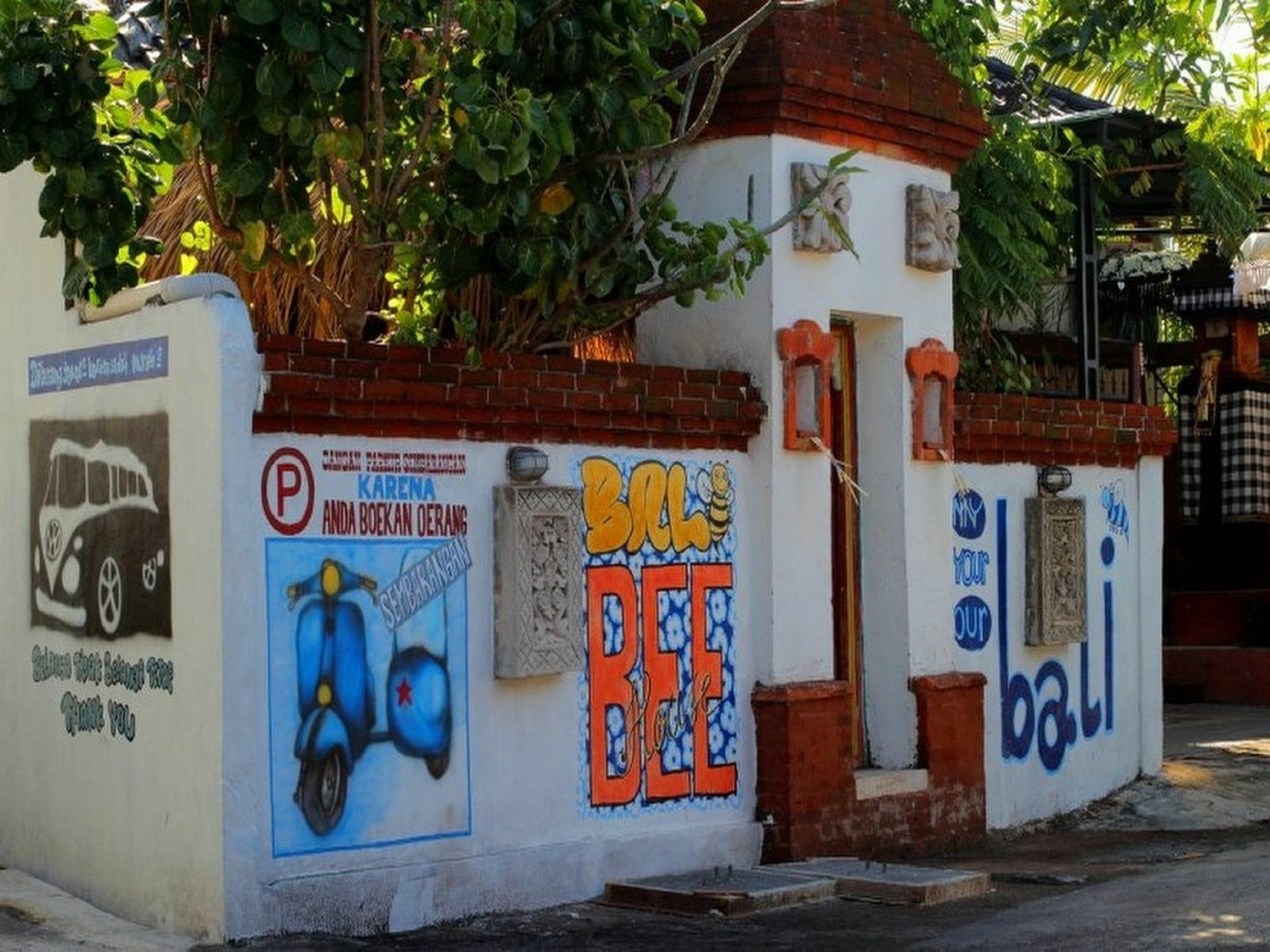 Bali Bee House Hotel Kerobokan  Exterior photo